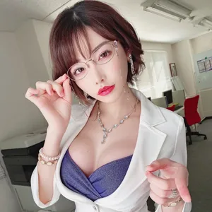 深田英美